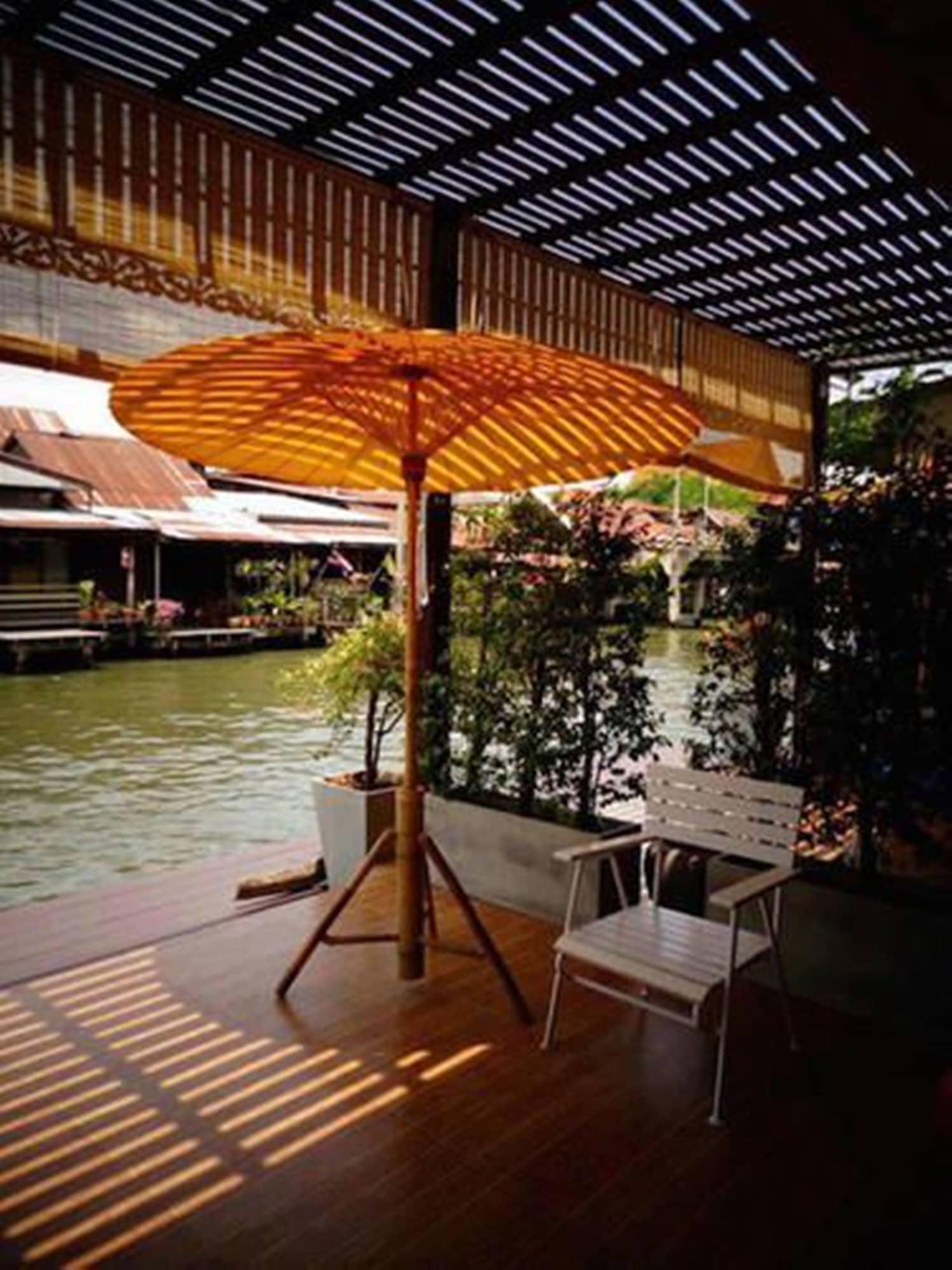 Bangluang House Bangkok Exterior foto