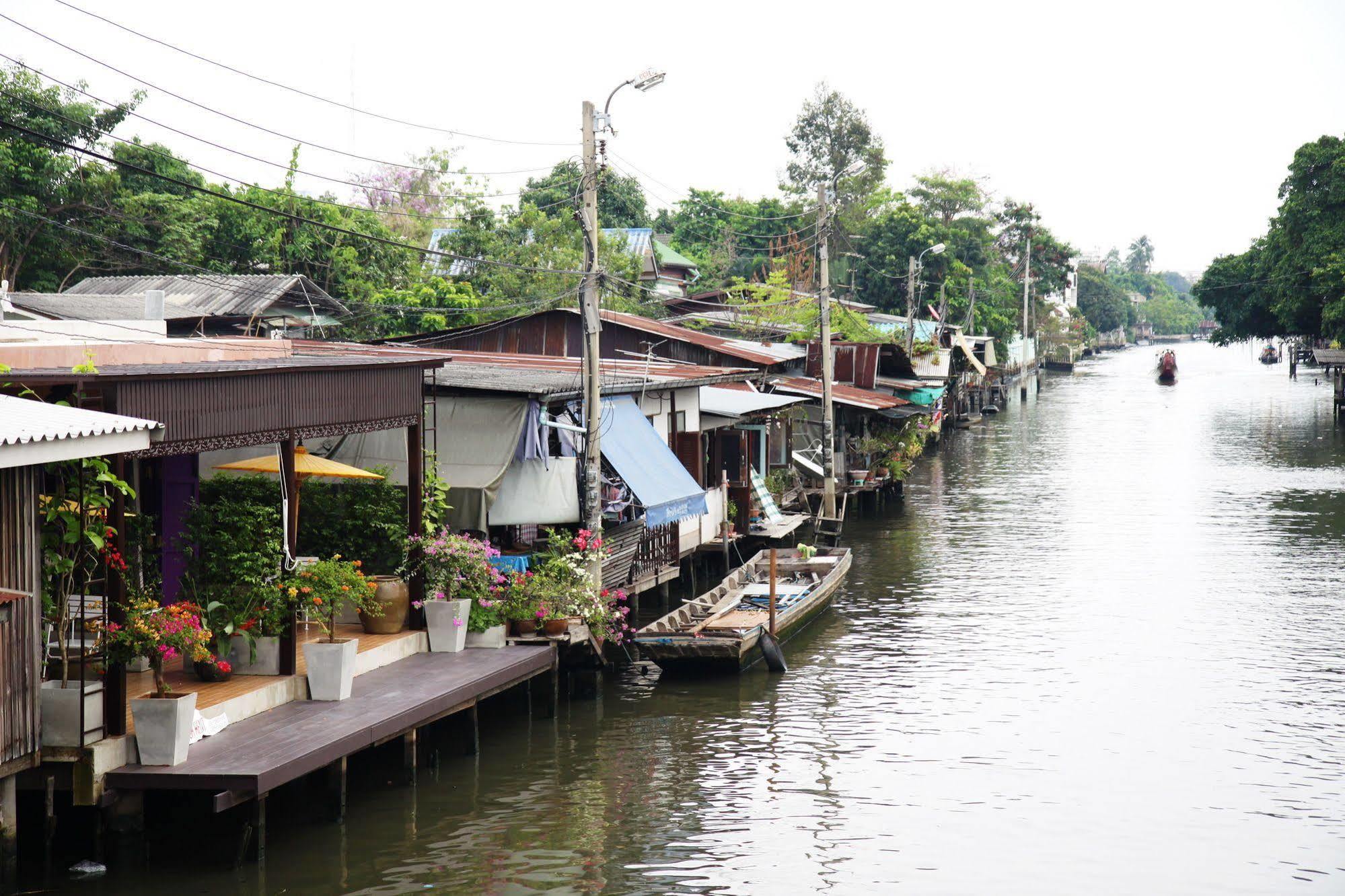 Bangluang House Bangkok Exterior foto